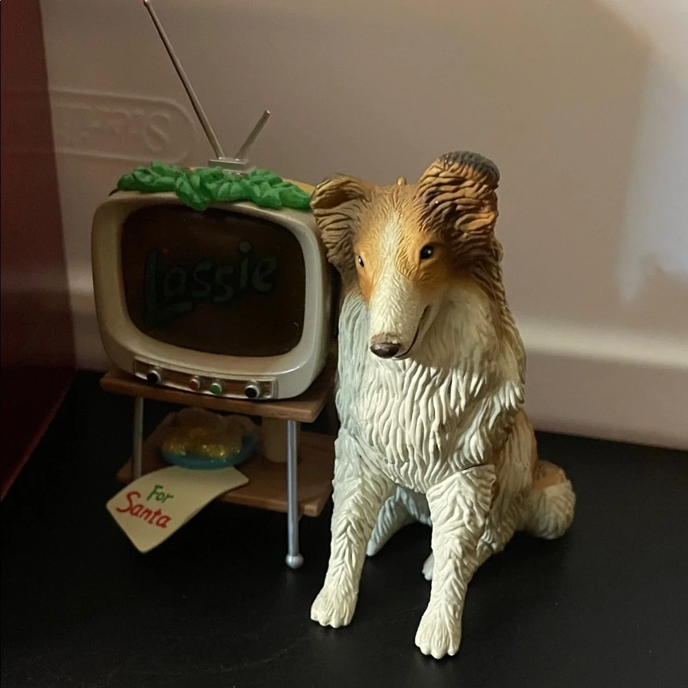 Carlton Cards Lassie Lighted Ornament - Brown and White - Picture 2 of 11